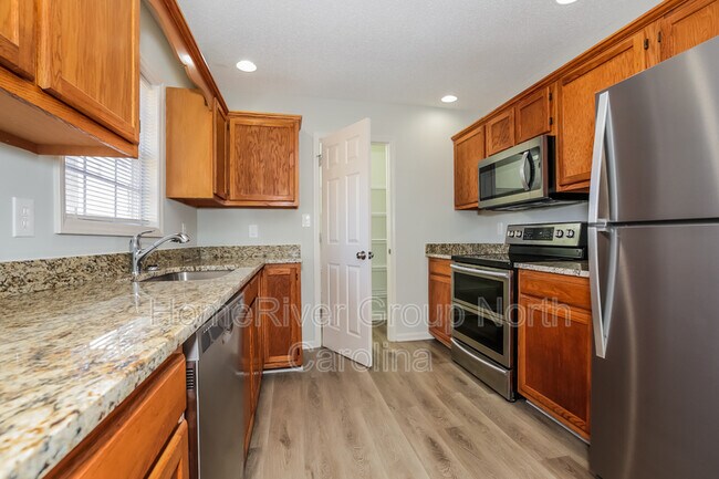Building Photo - 4208 Princeton Ave