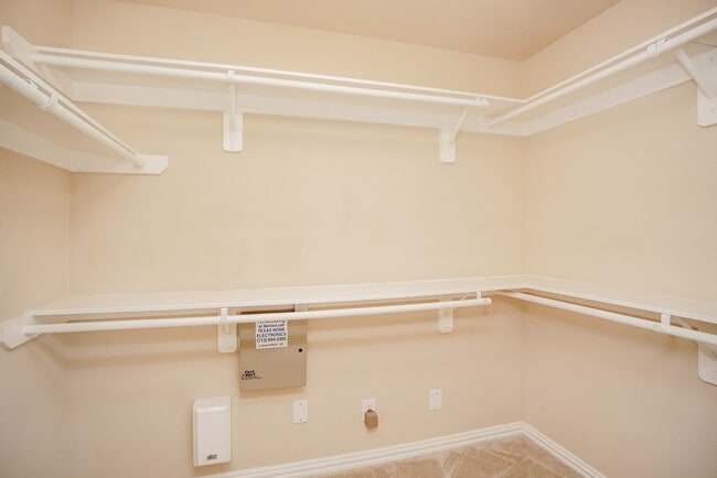 Building Photo - 26519 Grey Sparrow Dr