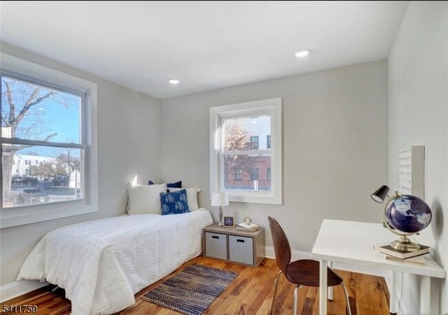 Building Photo - 495 S Clinton St