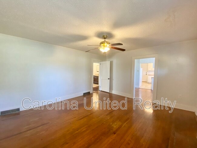 Building Photo - 3901 Plyler Mill Rd