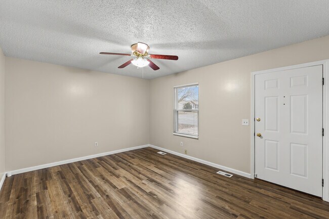 Building Photo - 1309 Trading Post Ln