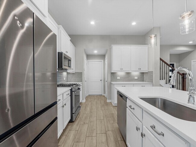 Building Photo - 731 Lacebark Elm Trl