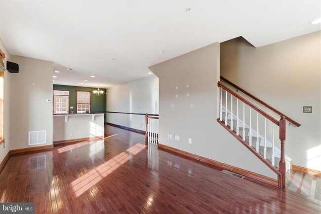 Building Photo - 4500 Fait Ave