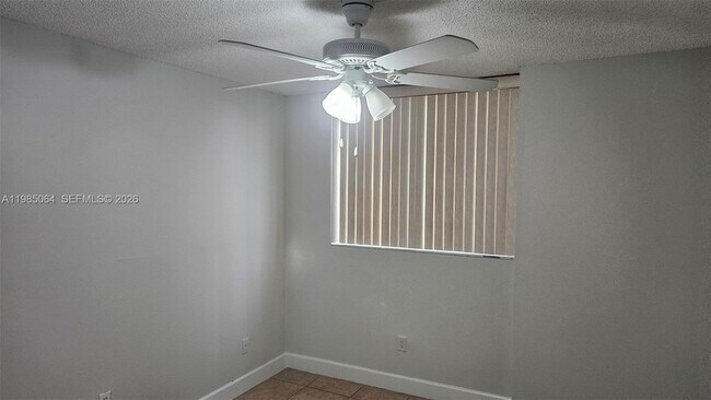 Building Photo - 10625 SW 112th Ave