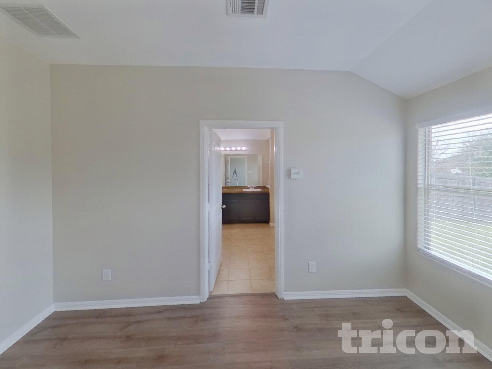 Building Photo - 752 Rutherford Dr