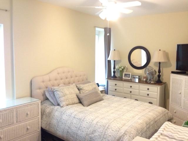 Bedroom - 18 W Second St