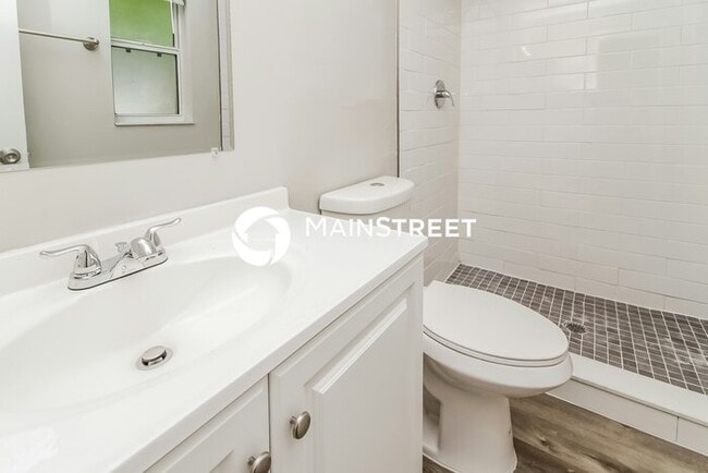 Building Photo - 3 Bedroom Pet-Friendly Home in SANFORD, FL with Main Street Renewal