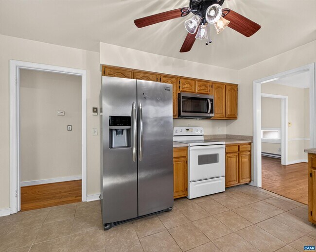 Building Photo - 308 Eastbrook Dr