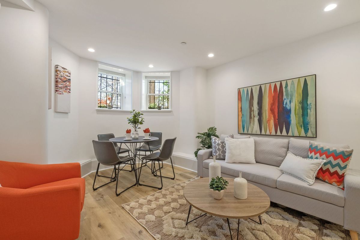 Building Photo - 1979 Biltmore St NW