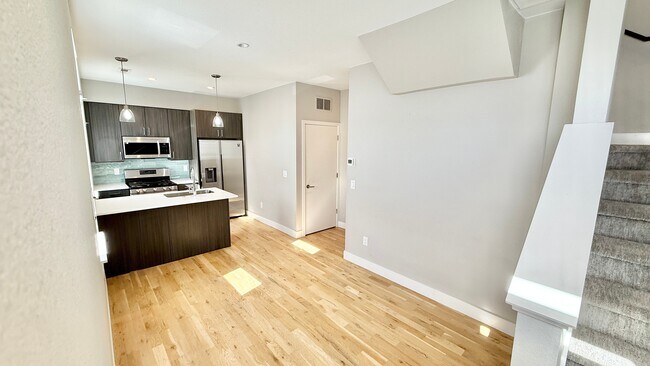 IMG_7295 - Harley House