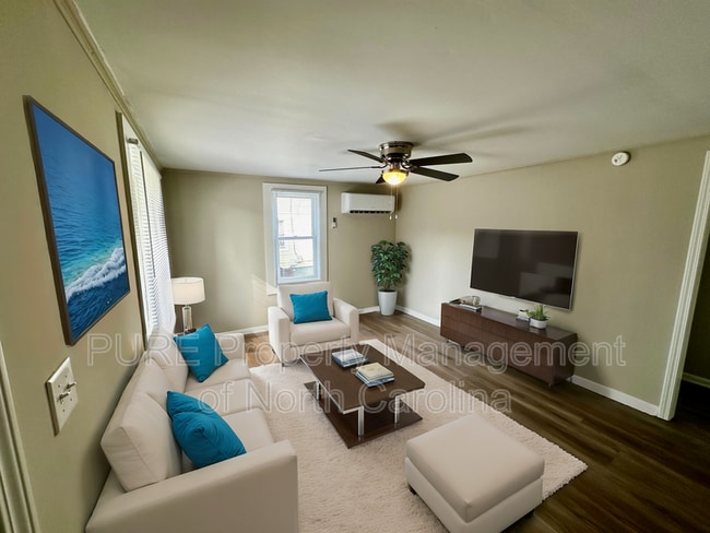 Building Photo - 606 Carver Dr