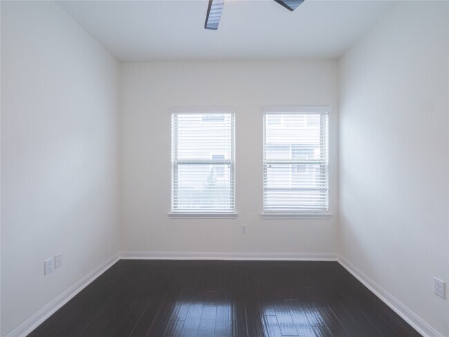 Building Photo - 1113 Bunton St