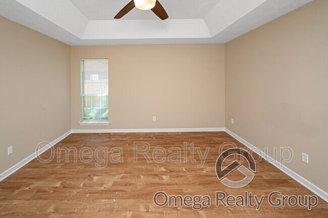 Building Photo - 536 Deer Path