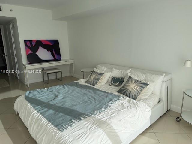 Building Photo - 1800 S Ocean Dr