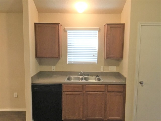 Building Photo - 2822 Wisner Cir