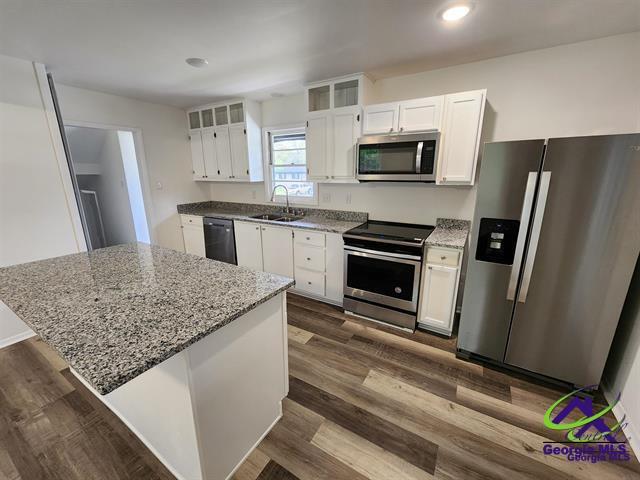 Building Photo - 121 Highland Dr