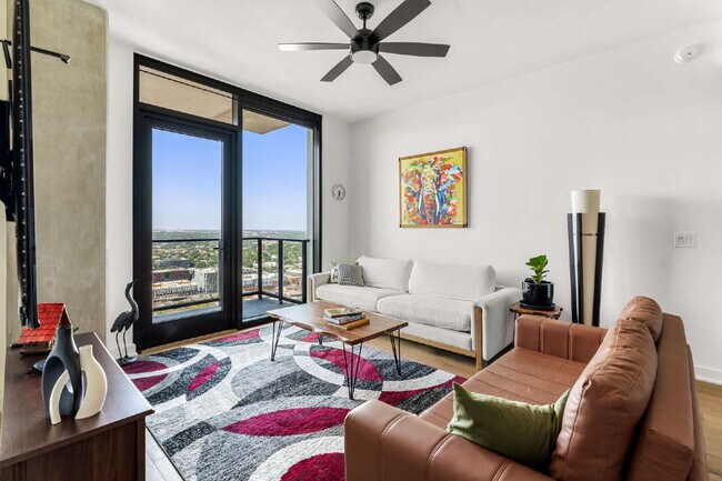 Building Photo - Luxury Condo with Skyline Views