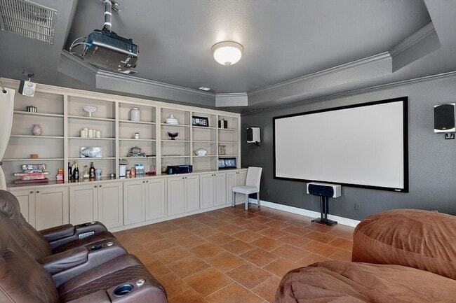 Building Photo - 2806 Sausalito Dr