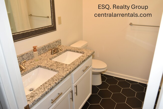 Building Photo - 38 Shoshoni Dr