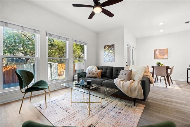 Building Photo - 1604 Cinnamon Path