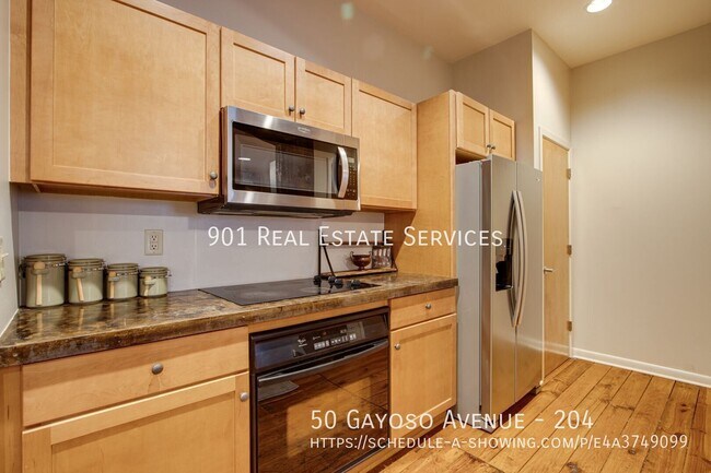 Building Photo - 50 Gayoso Ave