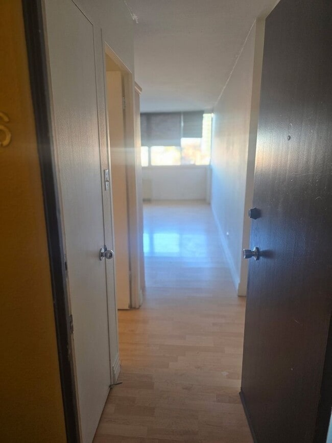 Building Photo - 1196 N Grant St