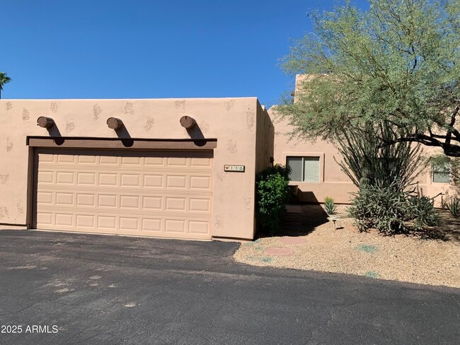 Building Photo - 38065 N Cave Creek Rd