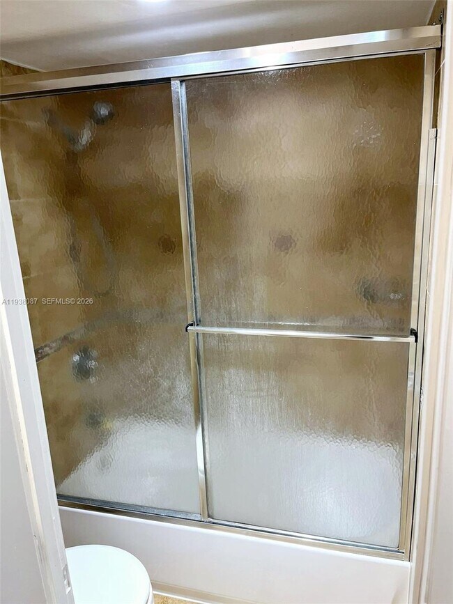 Building Photo - 6921 Environ Blvd