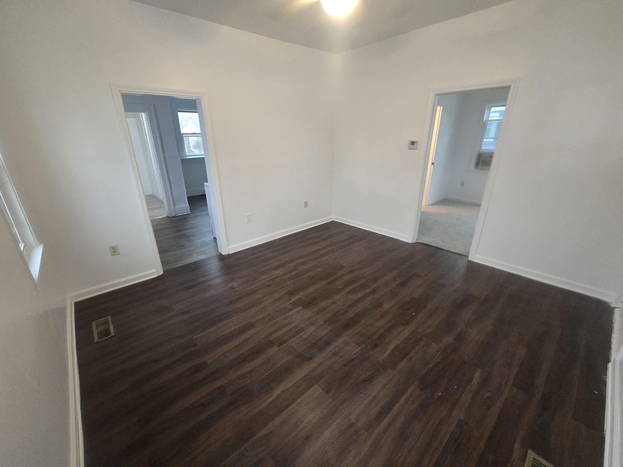 Building Photo - 1527 S Lulu Ave