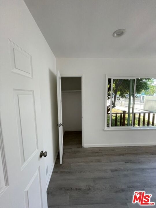 Building Photo - 5346 Rhea Ave