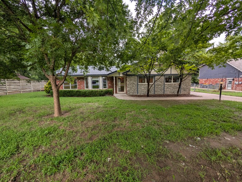 Primary Photo - 11727 S 87th E Ave