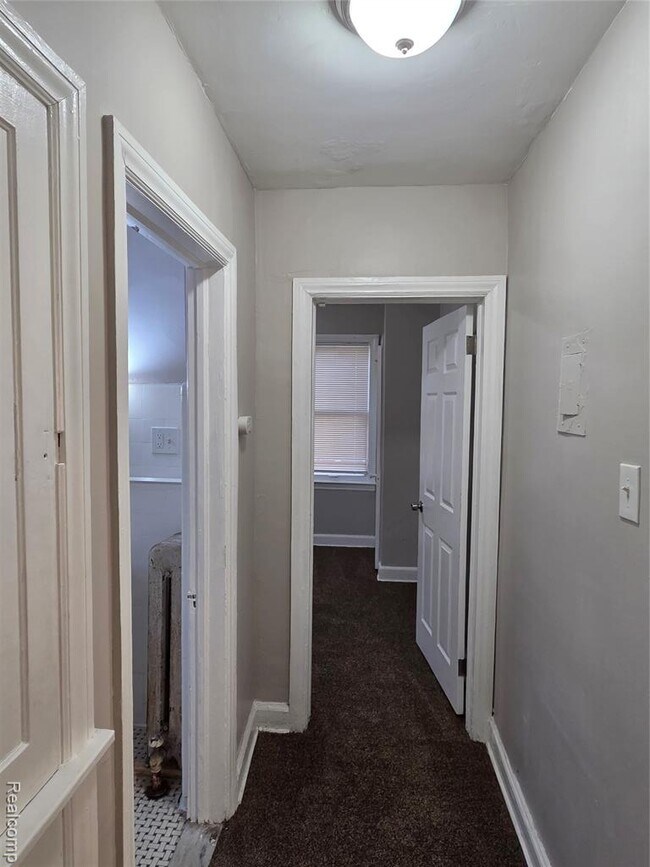 Building Photo - 5274 Nottingham Rd