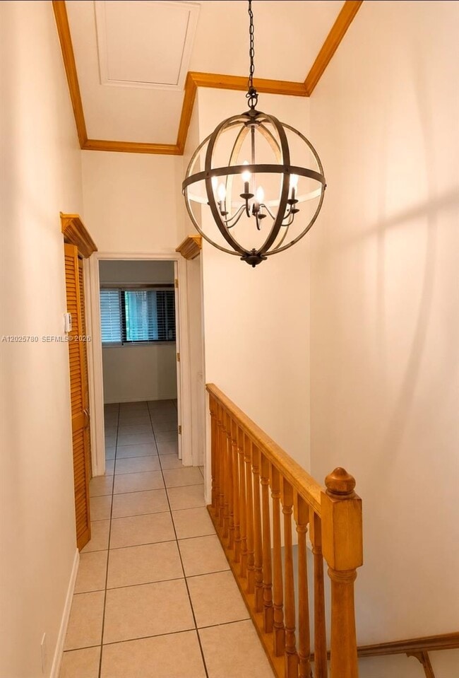 Building Photo - 3082 S Oakland Forest Dr