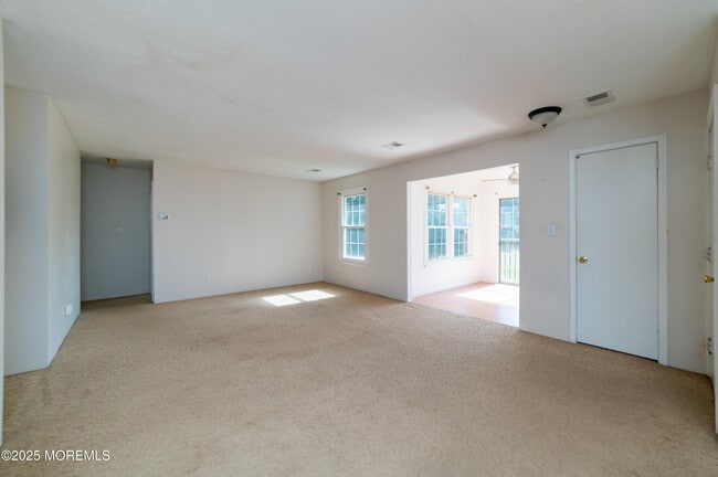 Building Photo - 55 Frontier Way