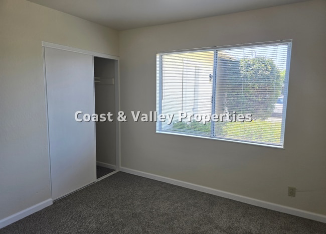 Building Photo - Lompoc Home for RENT!!!