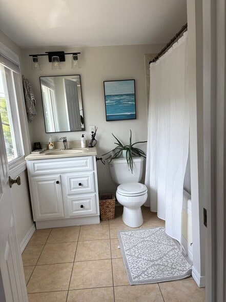 Building Photo - 89 Thorndike St