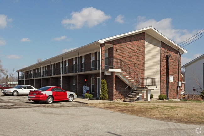 Primary Photo - Malibu & Thunderbird Apartments