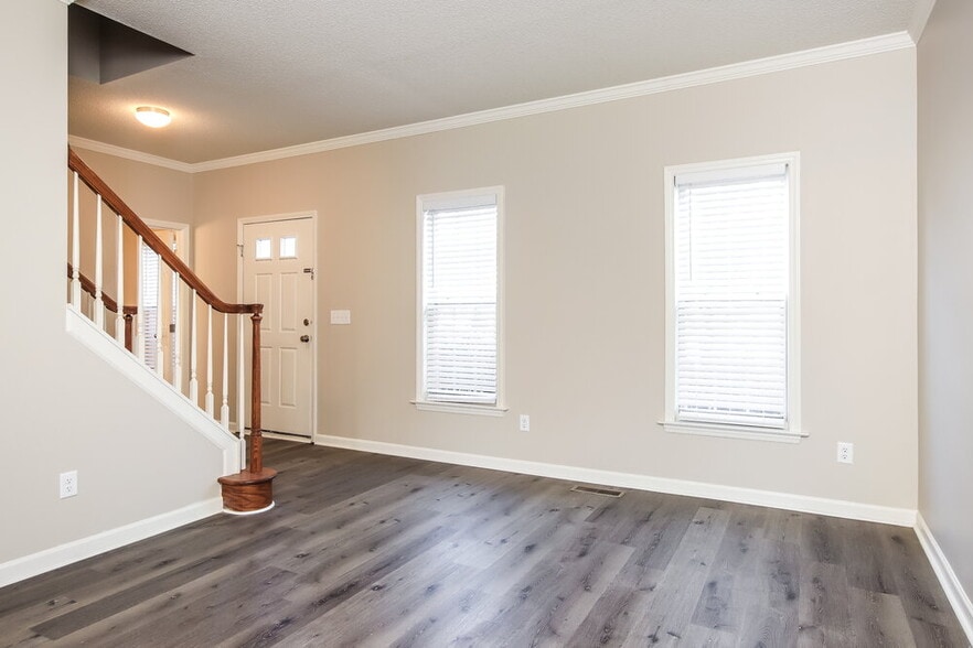 Building Photo - 5820 Waterford Landing Ct