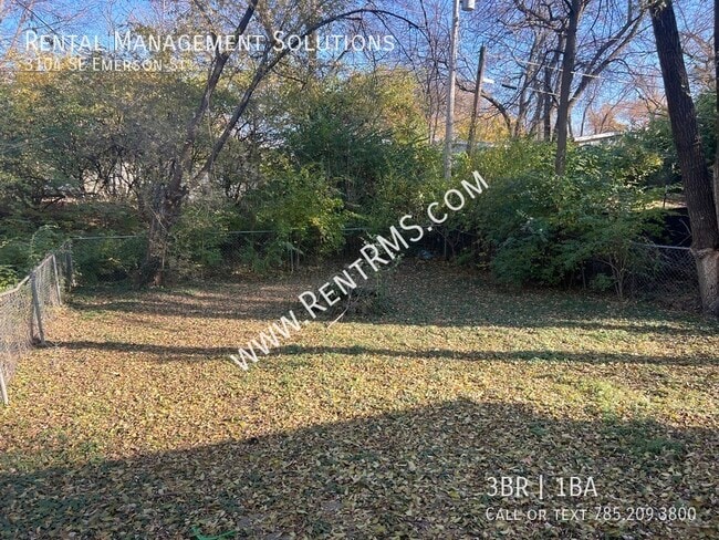 Building Photo - 3104 SE Emerson St