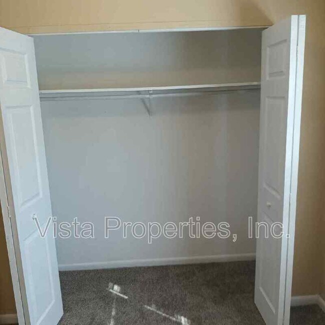 Building Photo - 4119 Glen Hill Manor Dr