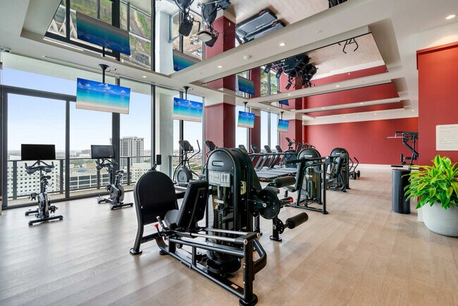 Building Photo - 11 NE 6th St