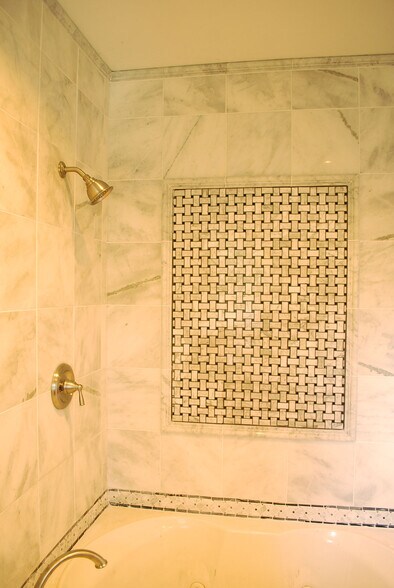 Building Photo - 203 Wallace Ave