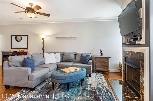 Building Photo - 5093 Wyngate Village Dr