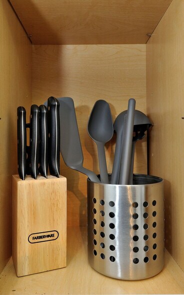 Building Photo - 400 W 36th St.