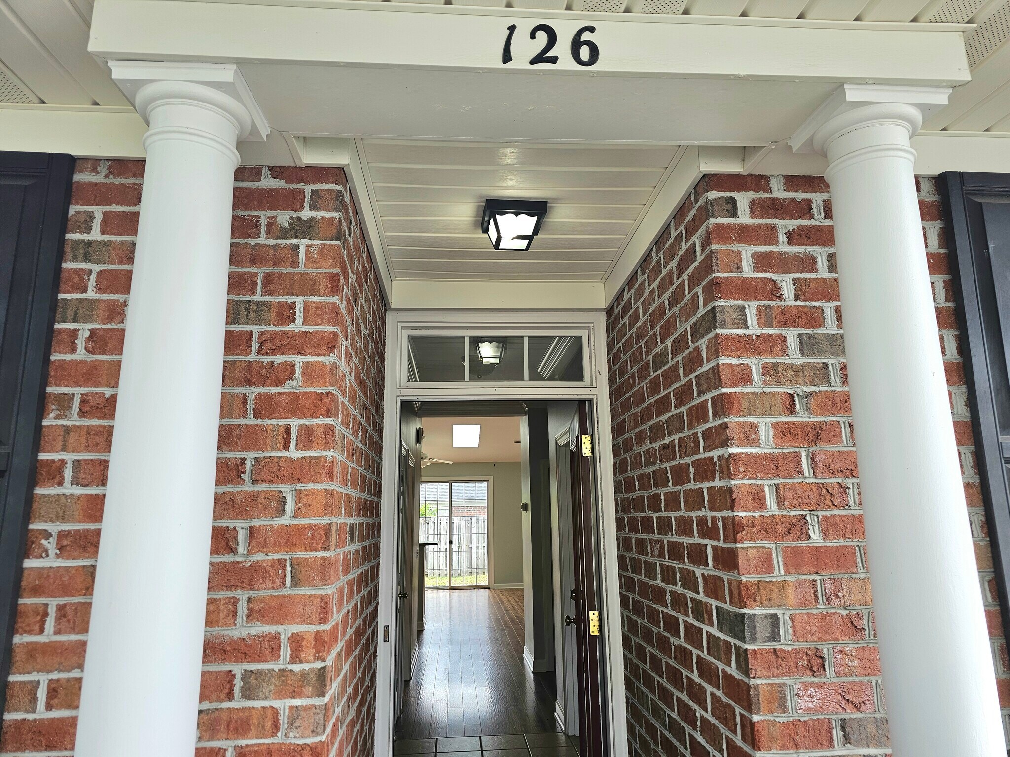 Building Photo - 5006 Carleton Dr