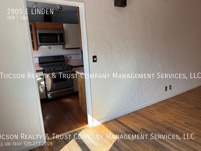 Building Photo - 2905 E LINDEN-