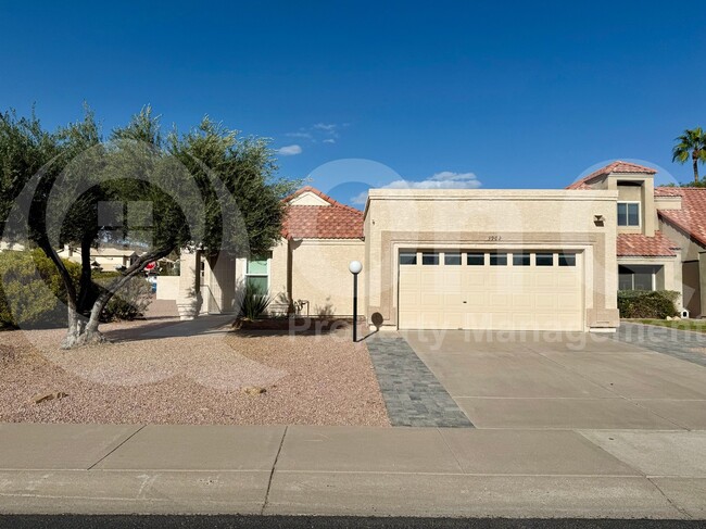 Primary Photo - 3902 E White Aster St