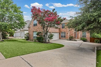 Building Photo - 10648 Bramblecrest Dr