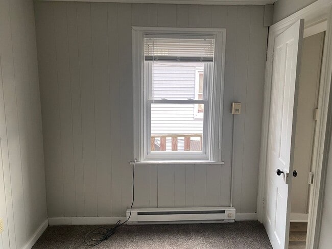 Building Photo - 430 S Queen St