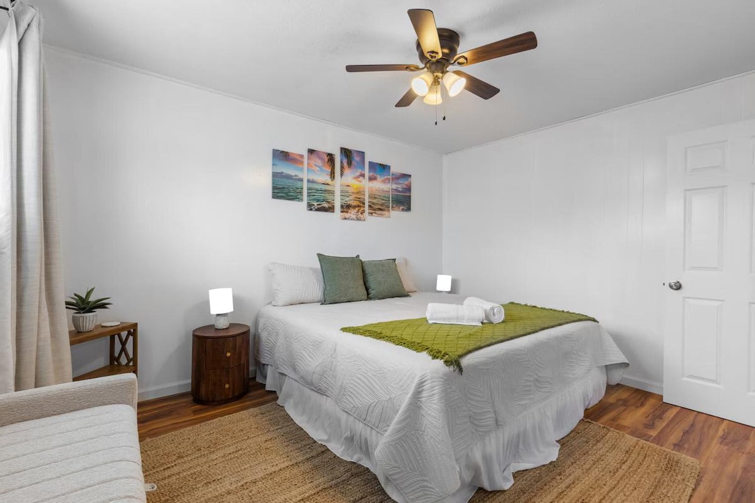 Building Photo - 485 Waianuenue Ave